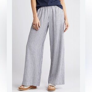 Caslon Wide Leg Striped Pants - Black and White